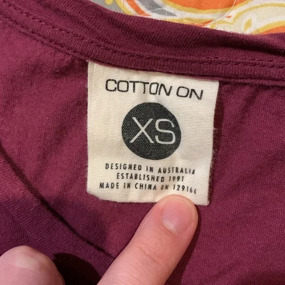 ***FREE W/ PURCHASE*** Maroon Cropped Muscle Tee - Picture 3 of 3